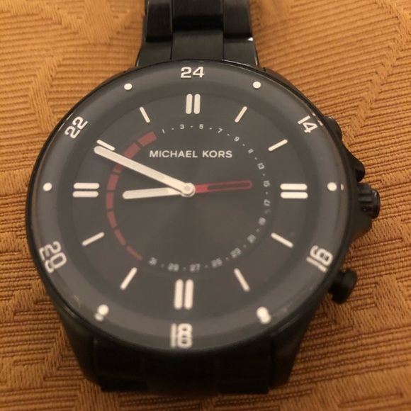 Michael Kors Watch - Picture 5 of 7